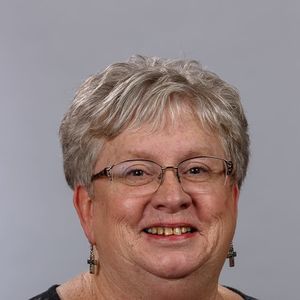 Meet your Posher, Myra